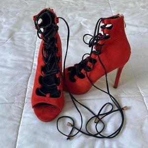 Liliana burnt orange size 7 1/2 heels